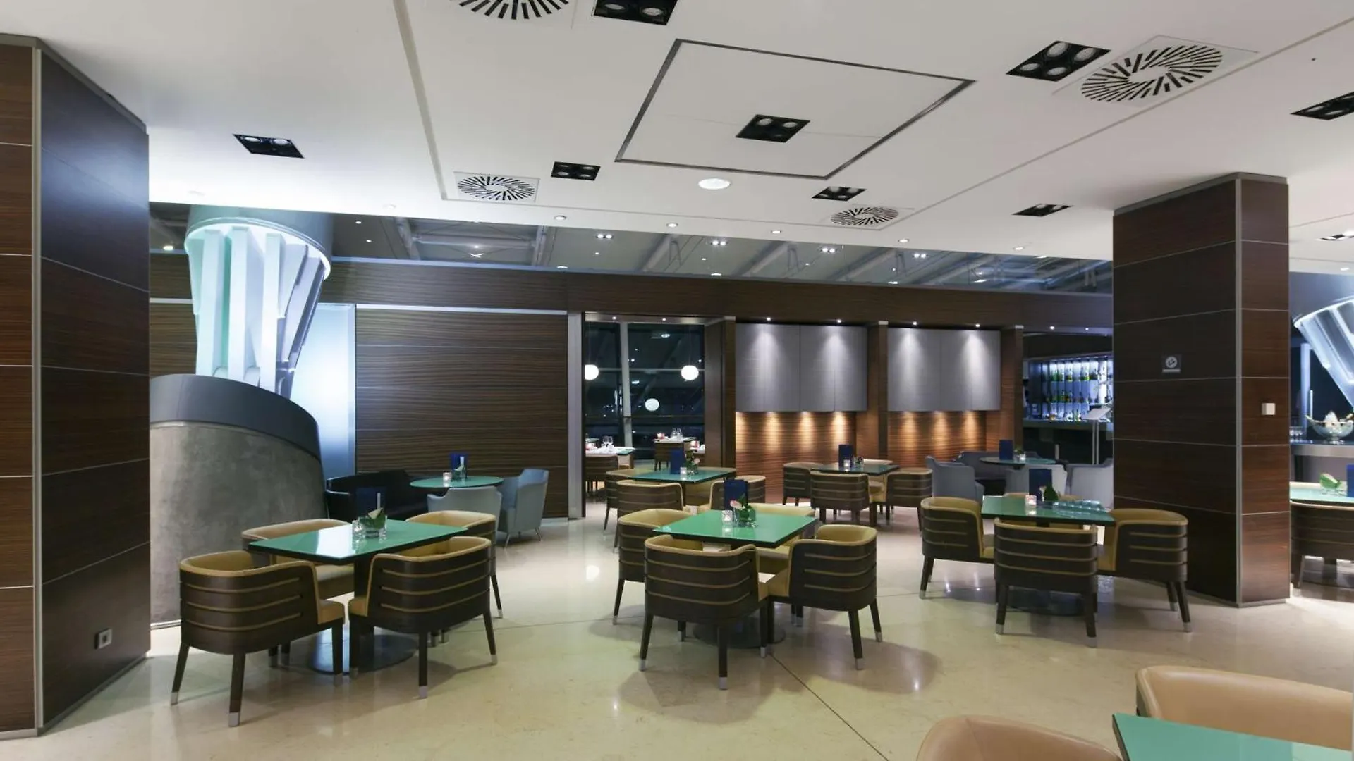 **** מלון מסטרה Nh Venezia Laguna Palace איטליה